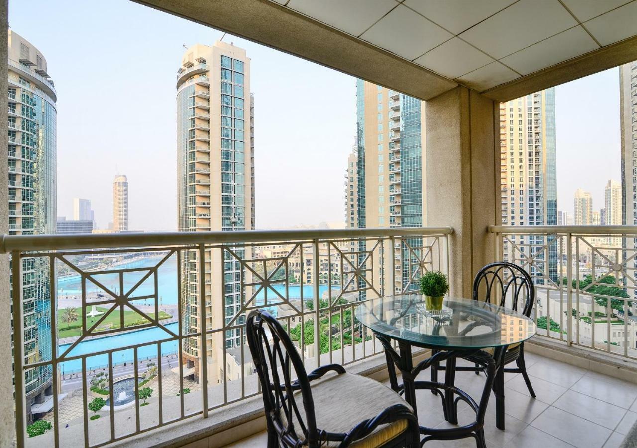 Dreamland {Ease By Emaar}- Burj Khalifa View Apartment Dubai Bagian luar foto