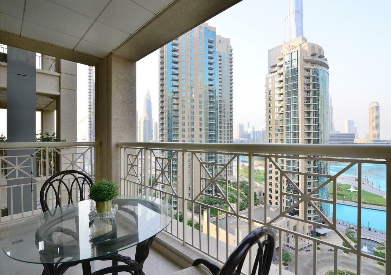 Dreamland {Ease By Emaar}- Burj Khalifa View Apartment Dubai Bagian luar foto